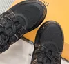 Högkvalitativa män Kvinnor Casual Dad Shoes Sneakers Vacker Platform Arch Walking Leather Shoe Patchwork Dress Tennis Sneaker Chaussures 111