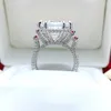 Pierścienie klastra Zielony Pierścień Diamentowy Cut Big Rock Sugar z 19 wysokim węglem 925 Srebrny Srebrny Luksusowa biżuteria ślubna