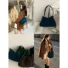 NEW The Row Suede Matte Cloud Bag Bourse 가을과 겨울 주름 가죽 겨드랑이 겨드랑이 싱글 어깨 크로스 바디 여성 가방 고품질