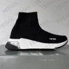 Skarpetki designerskie Sneakers Buty 2.0 1.0 Platforma Mężczyźni Woman Runner Triple Białe błyszczące dzianinowe kruszenia na poduszkę Skarpetkę klasyczny trampka US5-11.5 NO017B