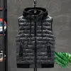 Gilet di marca Coreano Vendi Gilet invernale da uomo Giù da uomo Gilet casual Senza maniche Giacche da uomo con cappuccio 240109