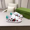 Luxury kids shoes designer baby Sneakers Size 26-35 Including boxes Shining Red Heart Decoration girls boys shoe Jan10