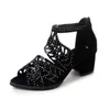 Stijl Vrouwen Zomer Strass Uitgehold Kunstleer Dikke Hak Rits Sandalen Schoenen Sexy Plus Size Dames 240110