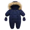 Vinter baby rompers tjock varm spädbarn huva inuti fleece jumpsuit född pojke flicka overalls småbarn kläder set 240109