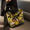 Mode faux päls handväska för kvinnor mjuk plysch axelväska kvinnlig stor kapacitet shoppare väska vinter varm fluffig tote 240109