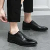 Brogue-Schuhe aus braunem Leder im britischen Stil, modisch, spitzer Zehenbereich, Business-Männerkleid, bequeme, atmungsaktive, lässige Herren-Büroschuhe
