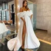 New Modern Blue Women Prom Dress 2024 Off spalla pieghe davanti Split Satin Evening Party Abiti di gala Compleanno Wear Robe De Soiree