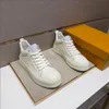 LUXEMBOURG SNEAKER Noir Blanc Chaussures Casual bicolores Chaussures en cuir de veau perforé Semelle extérieure en caoutchouc Hommes Designers Baskets 1.8 18