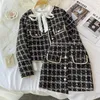 Vestidos de trabalho 2024 outono 2 peças conjunto elegante moda vintage xadrez tweed manga longa jaquetas casaco irregular a linha mini saias terno