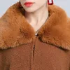 Mulheres de alta qualidade Cardigans de lã Faux Fur Ball Patchwork Solto Plus Size Office Lady's Cape Inverno Grosso Outerwear Casaco Manto 240110