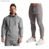 Homens Tracksuits Mens Algodão Treinamento Ternos Ginásio Fitness Cinza Kits Sportswear Hoodie Esportes Pulôver Com Capuz Jogging Sets Masculino Running Tracksuits Q230110