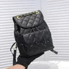 Caviar Quilted 10a Zaino classico da donna Borsa in pelle Italia Borse Pelle di vitello Vera pelle dorata Hardware con coulisse Borse a secchiello Grandi