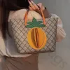 Designer-Einkaufstasche mit großem Fassungsvermögen, Damen-Strand-Reisehandtasche, niedliches Fruchtmuster, Einkaufstaschen für Damen, lustige Tragetaschen, Damen-Luxus-Handtaschen, neue Unterarm-Clutch