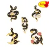 Snake with Moon Sun Miecz Bluges Brooch Brooch Enamel Pins Dżins