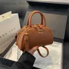 Shoulder Bags 2024 New Lady Fashion Vintage Half Round Handbag Stylish Shoulder Crossbody Bag For Women PU Leather Terylene Lining T240110