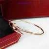 Carter Armbanden Dames designerarmband High-end Aziatisch goud Fijne editie Diamant Zirkoon Nagelring Licht Luxe stijl Vrouw met geschenkdoos
