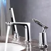 Rubinetti per lavandino del bagno Rubinetto a cascata Lavabo per lavabo Rubinetto per vasca a 3 fori con montaggio su piano Miscelatore acqua fredda con doccetta