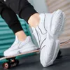 Street Fashion Platform Casual Sports dla mężczyzn Zielone trendy męskie trampki Niepoślizgowe buty sportowe na świeżym powietrzu