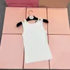 T-shirts pour femmes en coton-mélange Top de broderie imprimée costume de créateur o robes de cou shorts dame longs swishishirts sweater sweatriques feme