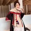 Bufanda gruesa tipo Cachemira Simple para mujer, chal para habitación con aire acondicionado, bufandas cálidas bordadas a la moda de estilo coreano