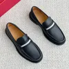 Black Fullgrain Leather Slipon Loafers Designer Mens Classic Striped Minimalist and Durable Casual Shoes 240110