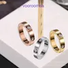 Carter Design Women Bead Rings Luxury Jewelry for Lady Gift och Korean Versions of Fashionable Elegant Titanium Steel Plated Rose Go with Original Box