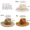 Fedora Hoed Vrouwen Winter Hoeden voor Vrouwen Lint Band Heren Hoed Brede Rand Klassiek Beige Bruiloft Kerk Bowler Cap chapeau femme 240110