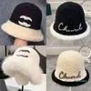 Fashion Luxury Women's Caps Brand Hats Female Casquette Letter Bucket Hat Designers Casual Ladies Sunshade Girl Cashmere Outdoor Fisherman Cap Headgear
