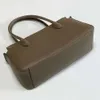 Outono e inverno Novo a bolsa da bolsa de couro genuíno Bolsa de ombro de couro genuíno Bolsa de moda casual para mulheres de alta qualidade