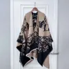 Designer-Kappen, neue Nachahmung von Pashmina-Schals, Umhang und Schal für Damen, warmer Poncho, Verdickung, Stola, Wickelkante, 2 Farben mit Etikett