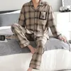 Mens Thermal Pyjamas Ställer in långärmad byxor Casual Huskläder kostym Vinterens höstkläder rutigt mönster Sleepwear 240110