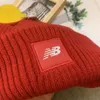 Cappello lavorato a maglia con lettera N autunno/inverno 2024 per adulti, stile versatile per coppie di berretti da uomo e da donna