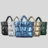 Bolsos de hombro Bolso de mano acolchado a cuadros de moda, bolsos de mujer hinchados suaves de diseñador, bolsos de hombro de algodón de nailon de lujo, bolsos cálidos de invierno para mujer Purseblieberryeyes