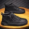 Bottes 2024 Printemps et Automne Hommes Casual High-Top Work Business Side Zipper Sneakers Cuir