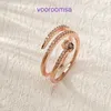 كارتر الفاخرة الكلاسيكية مفك البراغي حلقات الحب الموضة للجنسين كفة جديدة المد والجزر 14K Gold Gold Womens Ring Instagram نمط الحد الأدنى مع مربع أصلي