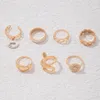 Cluster anneaux déposant anneau d'huile sept pièces Set Snake Lip Small Daisy pour sortir avec l'extérieur 23630
