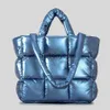 Bolsos de hombro Bolso de mano acolchado a cuadros de moda, bolsos de mujer hinchados suaves de diseñador, bolsos de hombro de algodón de nailon de lujo, bolsos cálidos de invierno para mujer Purseblieberryeyes