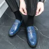 Business Casual Brogue Men Fashion Blue Slip-On Men's Dress Shoes Trend Glitter Patent Leather Moccasins Man Loafers