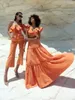 Kjolar med hög midja golvlängd maxi kjol skräddarsydd orange rufsa kväll med dragkedja långa enkla klänningar för stranden