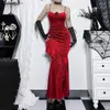 Escuro básico gótico vestidos casuais vintage gótico elegante noite sereia vestidos babados hem formal feminino sexy partywear grunge vermelho veludo vestido de outono yq231218 ic