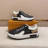 LUXEMBURG-Sneaker Schwarz Weiß Freizeitschuhe zweifarbig Perforiertes Kalbsleder Gummi-Außensohle Herren-Designer-Sneaker 1,8 11