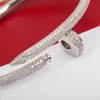 Bracciale classico Cartres Kajia Nail Full Diamond V Materiale in oro Versione alta Sky Star placcato con rosa 18 carati