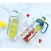 water Bottle Tasse d'eau de couleur dégradée, grande capacité en plastique avec échelle de paille, bouteille d'eau de sport et de Fitness, bouteille d'eau Portable Kawaii YQ240110