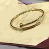 Carter Bracelets Bransoletka Domens Designer High End Asian Gold Fine Edition Diamond cyrkon pierścień paznokci światło luksusowy styl ma pudełko na prezent