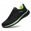 Sapatos masculinos tênis casuais respirável luz correndo malha esportiva plus size confortável andando homem vulcanizar sapato 240110