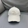 2024 Koreanische Erwachsene Mode Marke Metall Logo D mit Löchern Acht Farbe Baseball Caps, männliche und Weibliche Hut Paare