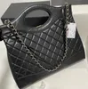 Designer de luxo Bolsas de couro de moda de alta qualidade Bolsa de compras maxi de casca de cordeiro real da bolsa preta de bolsa preta