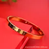 Klassieke Cartres-armband Sha Jin Closed Snap Home Tarweoor Diamantpaar 18k goud Mode-etnische stijl