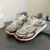 Sneaker skor 2024 designer botteega bana kvinnor herr mode sneakers cool silver andas sport äkta läder super heta casual trend