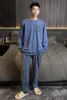 Pijamas de gran tamaño para hombre, ropa de casa informal de punto de algodón de imitación de manga larga a rayas con cuello redondo, primavera y otoño, 240110